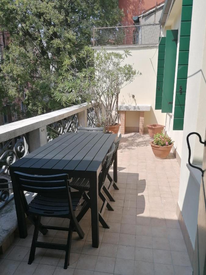 Del Remer Apartment - 5Mins From San Marco Sq Βενετία Εξωτερικό φωτογραφία