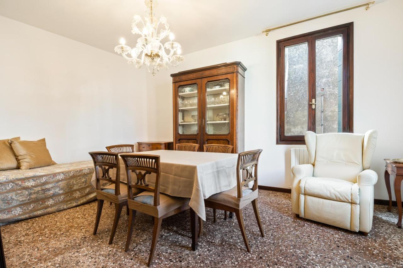 Del Remer Apartment - 5Mins From San Marco Sq Βενετία Εξωτερικό φωτογραφία