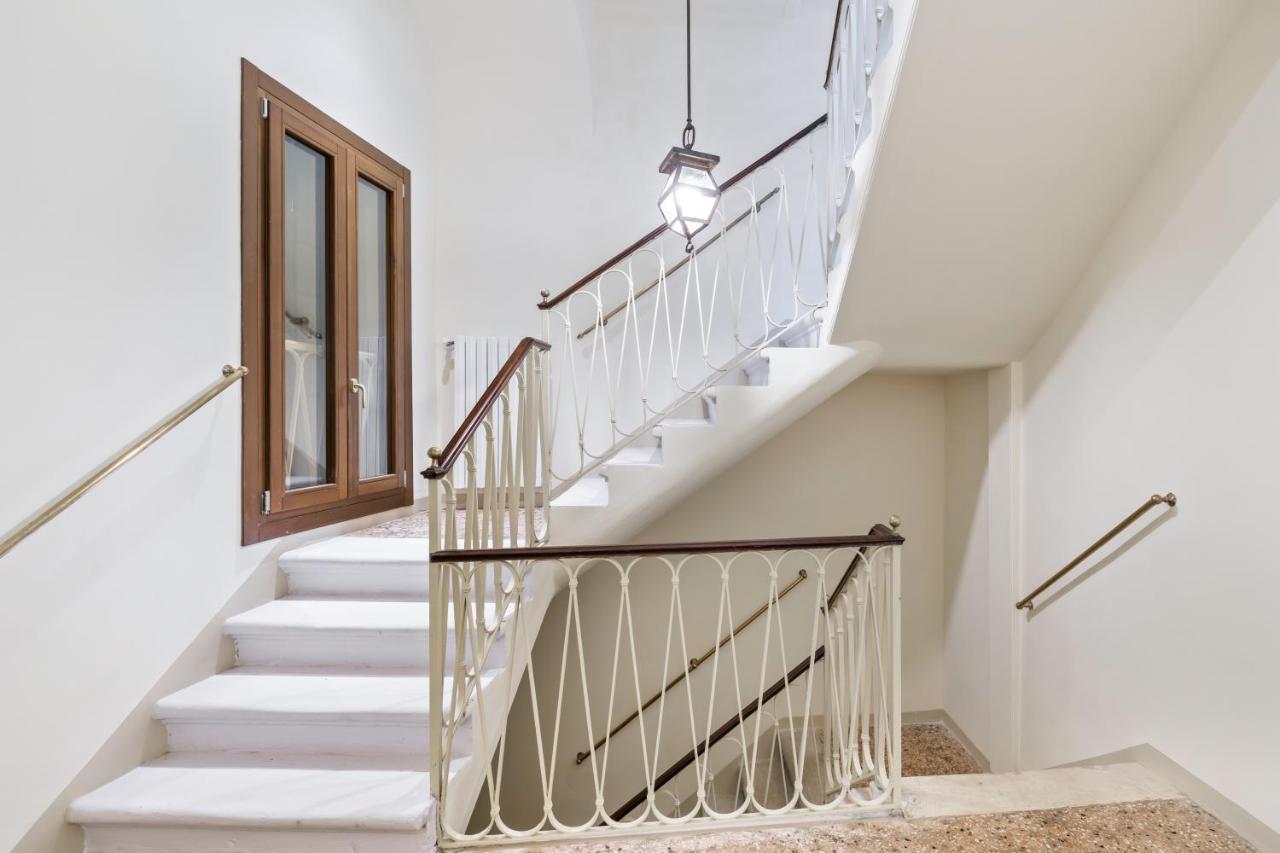 Del Remer Apartment - 5Mins From San Marco Sq Βενετία Εξωτερικό φωτογραφία