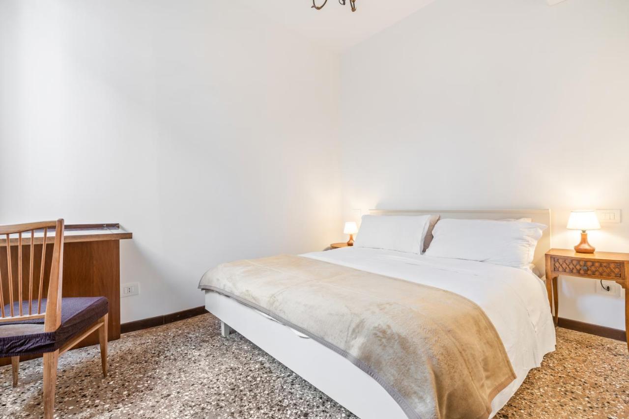 Del Remer Apartment - 5Mins From San Marco Sq Βενετία Εξωτερικό φωτογραφία