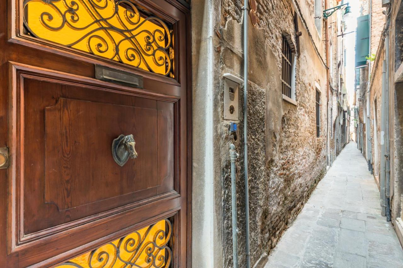Del Remer Apartment - 5Mins From San Marco Sq Βενετία Εξωτερικό φωτογραφία