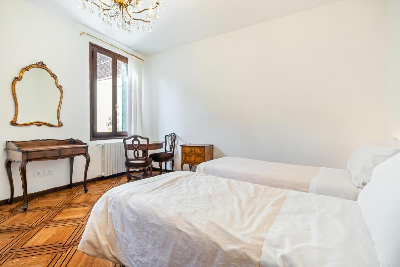 Del Remer Apartment - 5Mins From San Marco Sq Βενετία Εξωτερικό φωτογραφία