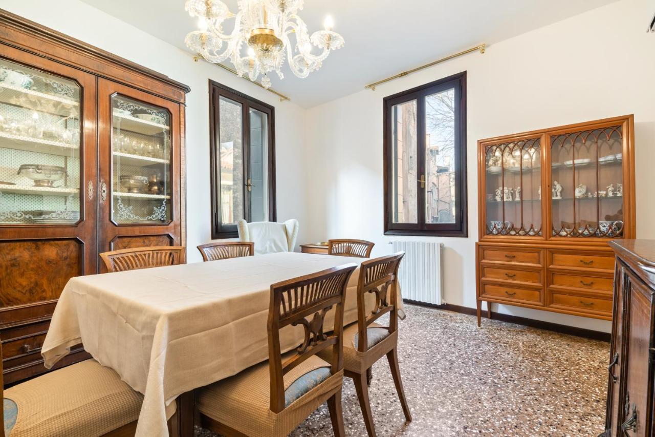 Del Remer Apartment - 5Mins From San Marco Sq Βενετία Εξωτερικό φωτογραφία